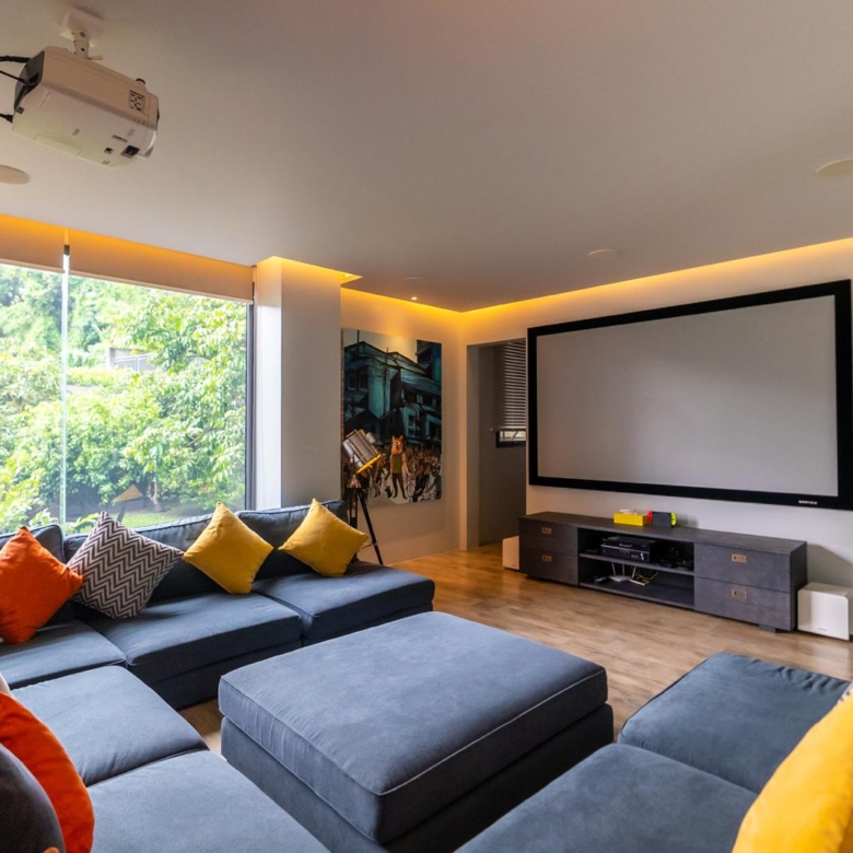Patong 5 Bedroom Pool Villa Theater Room