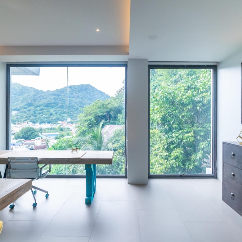 Patong 5 Bedroom Pool Villa office 3