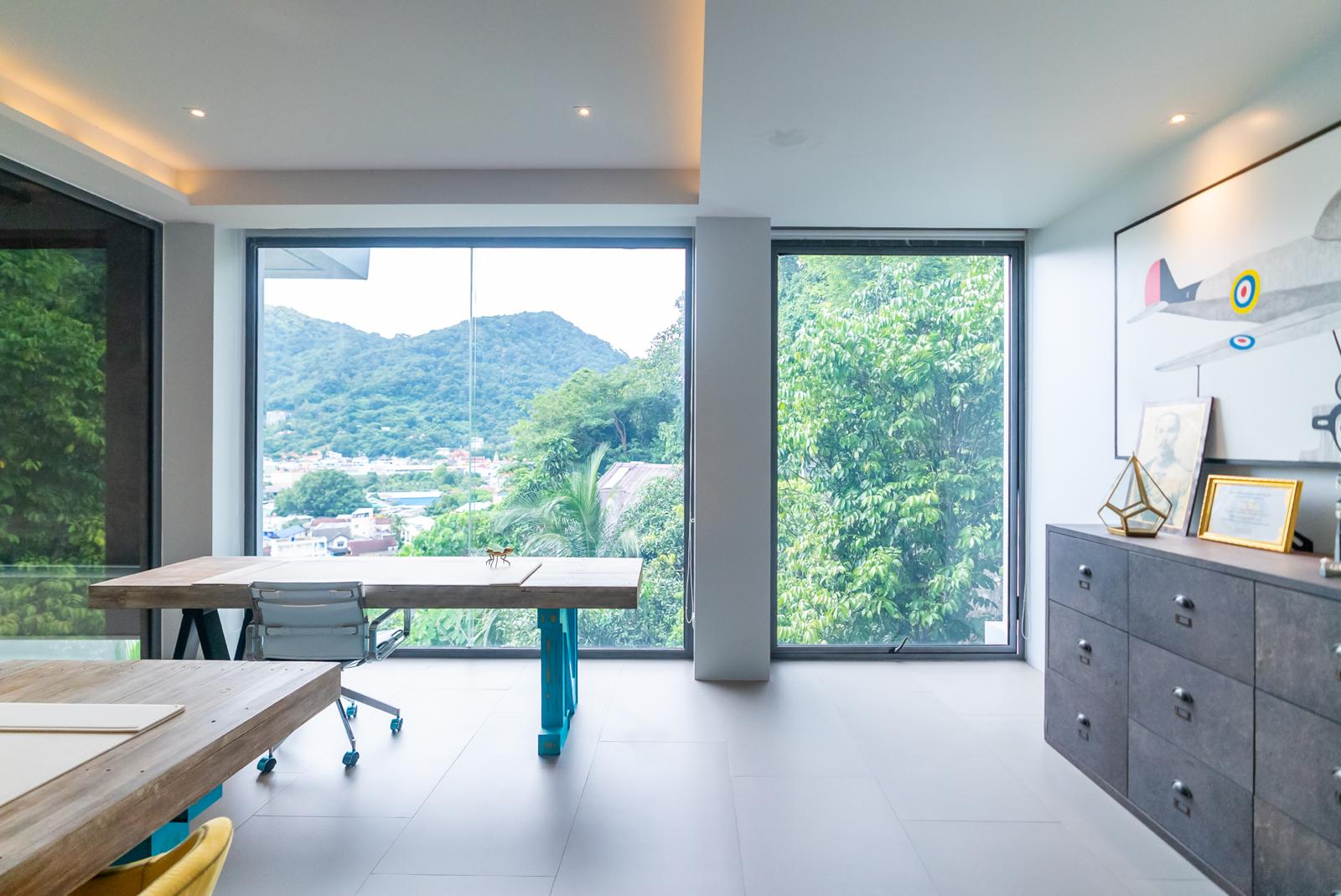 Patong 5 Bedroom Pool Villa office 3