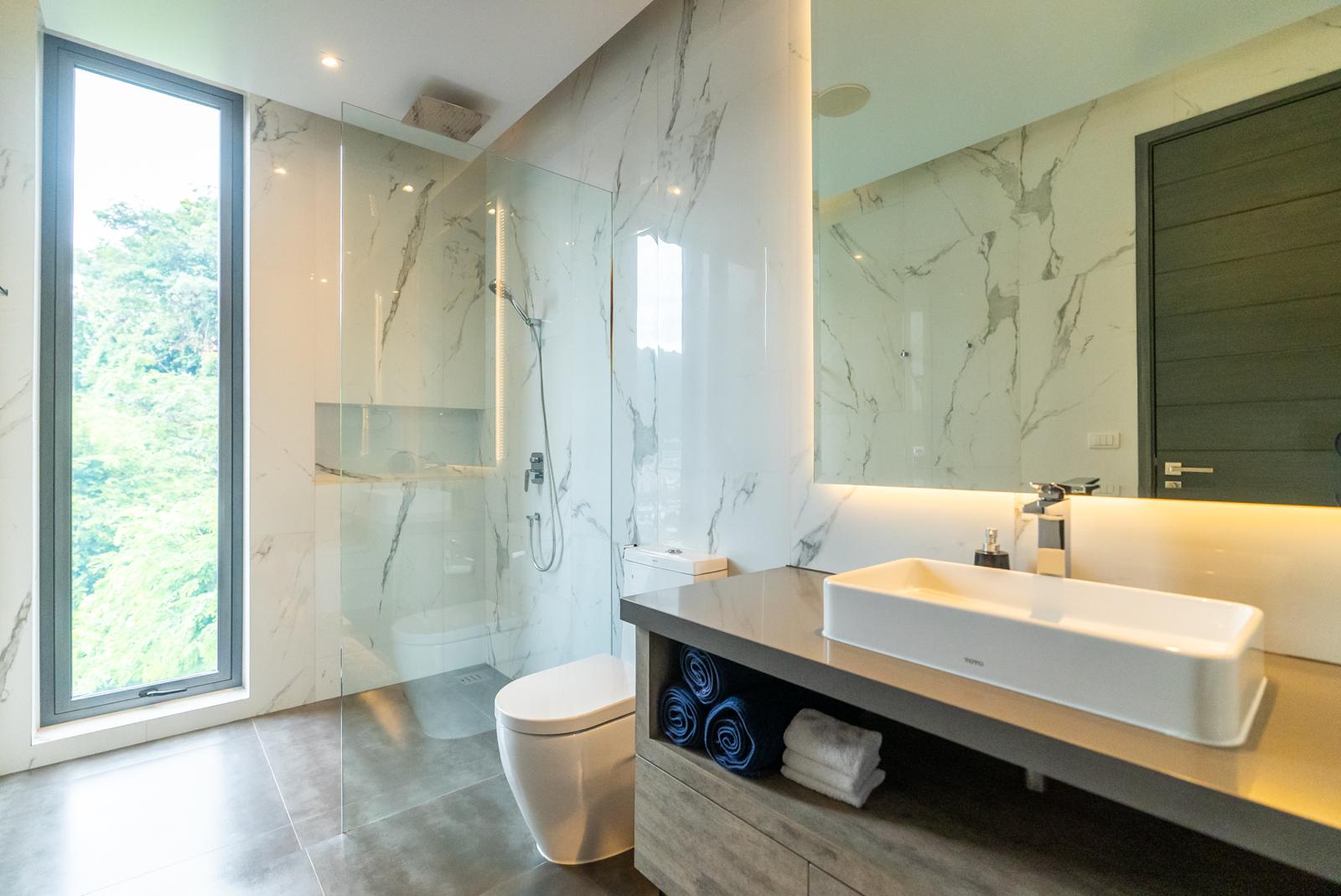 bathroom Patong 5 Bedroom Pool Villa